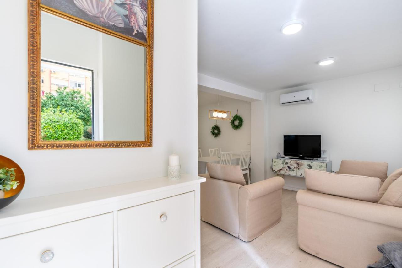 Whitey Aparment In Triana Διαμέρισμα Σεβίλλη Εξωτερικό φωτογραφία